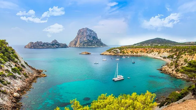 https://viajaen.es/viajes/assets/upload/d27.webp